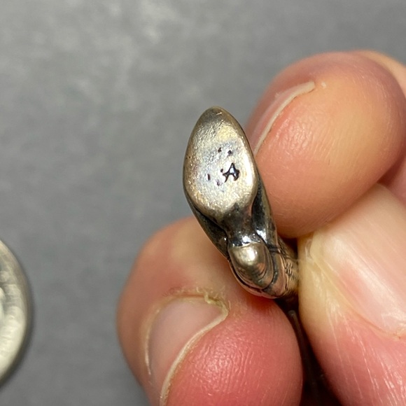 Vintage silver cowboy boot earrings - Picture 4 of 5